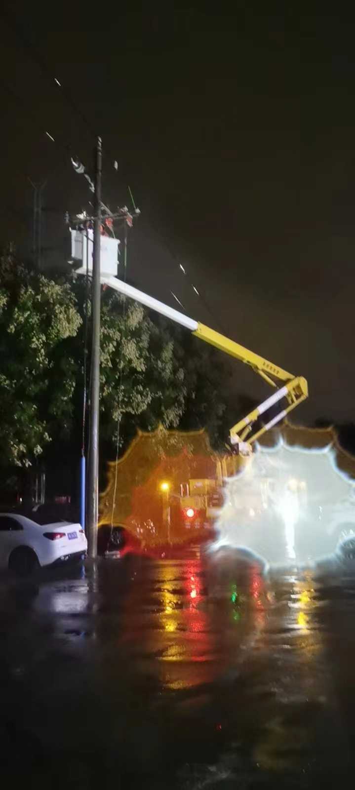 东城供电公司：连夜抢修送光明，保电服务为人民 中国财经新闻网 www.prcfe.com